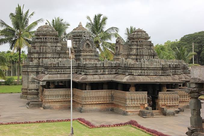 Kedareshwara Temple